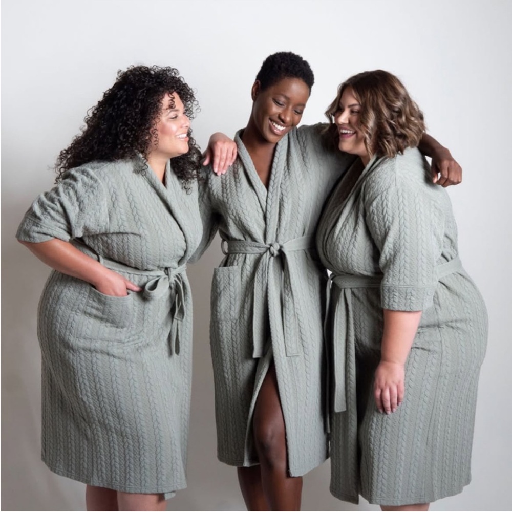 Bollie Brand Women's Comfy Gray Robe